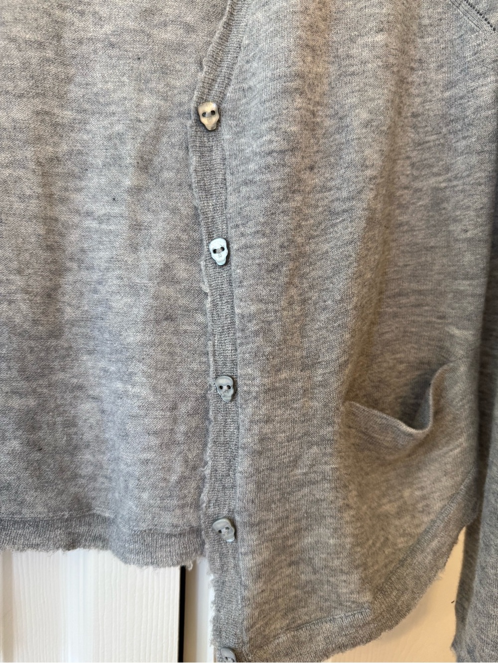 ZADIG & VOLTAIRE grey cashmere sweater skull buttons size small - Picture 4 of 8